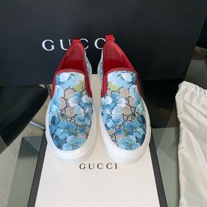 Gucci Women’s GG Blooms Supreme Slip-On Sneakers